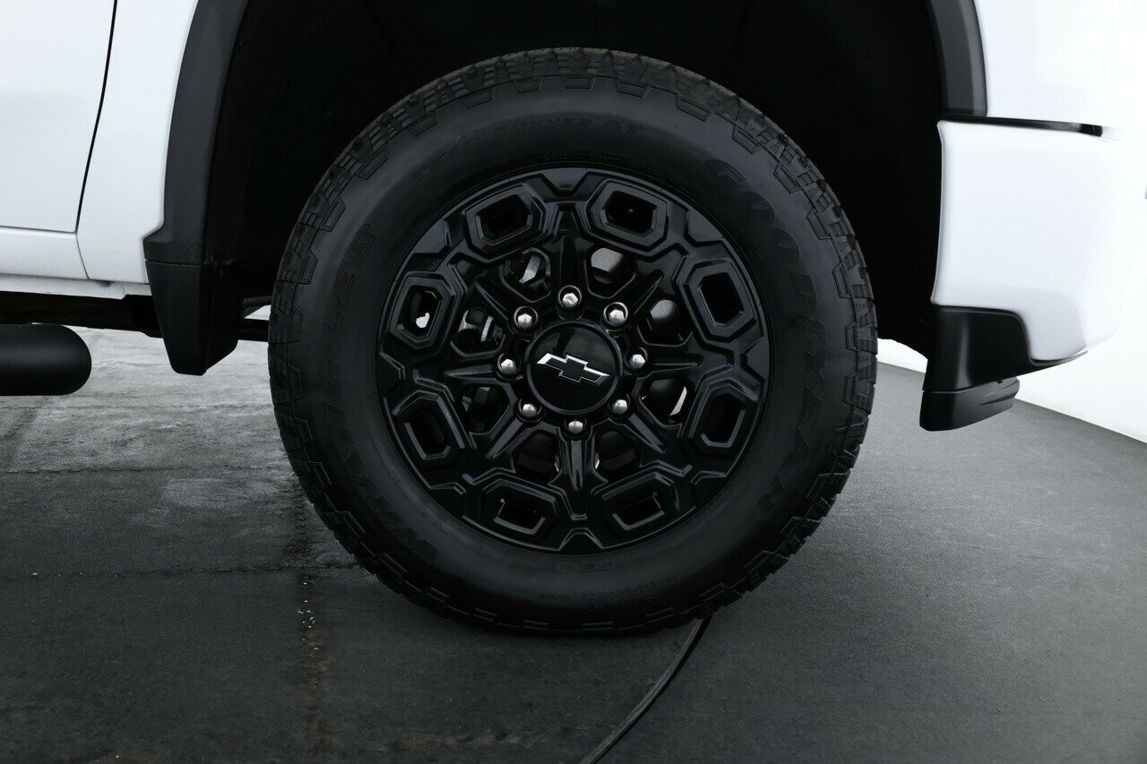 Chevrolet Silverado Hd image 3