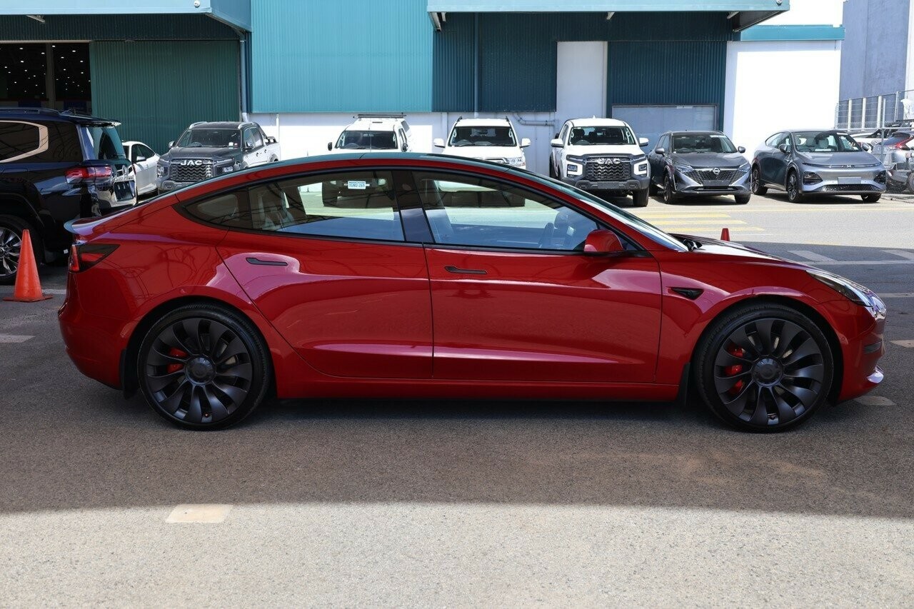 Tesla Model 3 image 2