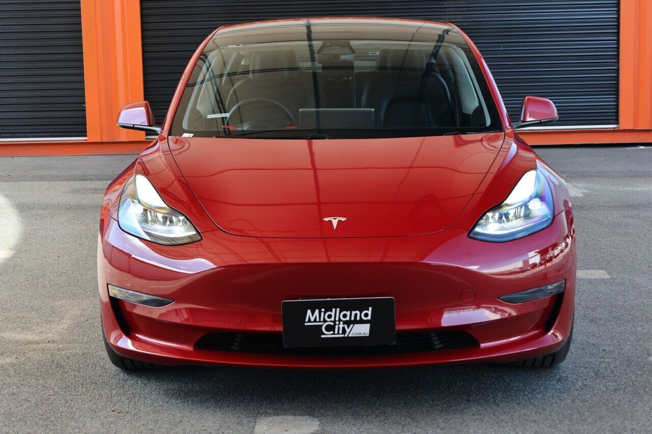 Tesla Model 3 image 4