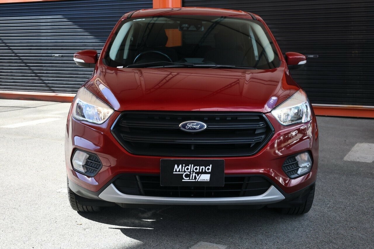Ford Escape image 4