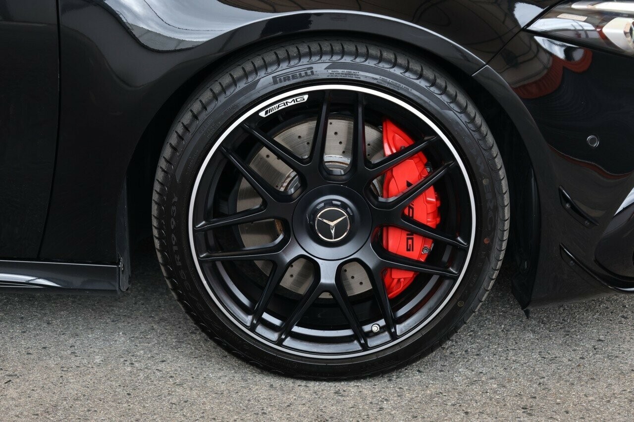 Mercedes Benz A-class image 2