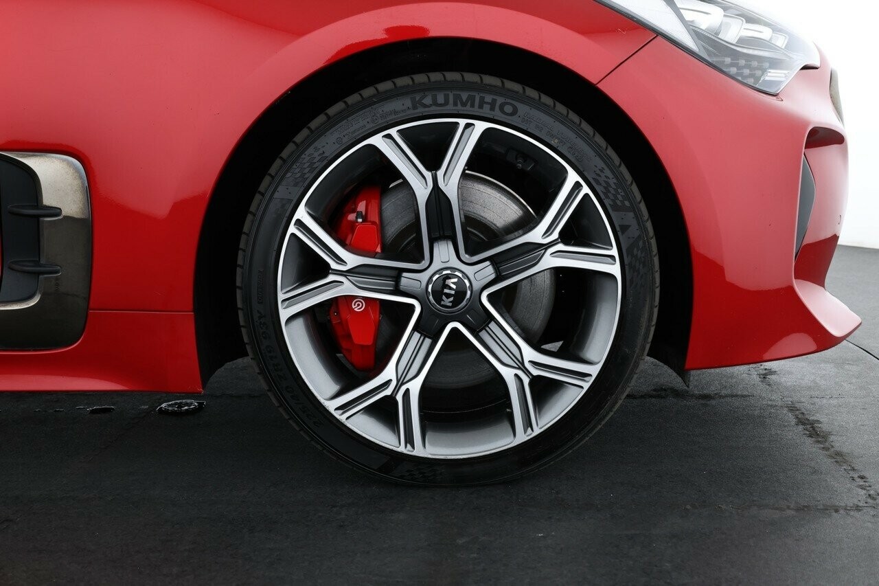 Kia Stinger image 3