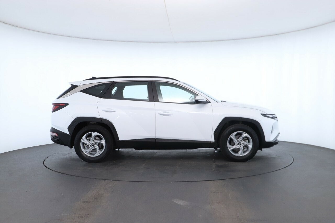 Hyundai Tucson image 2