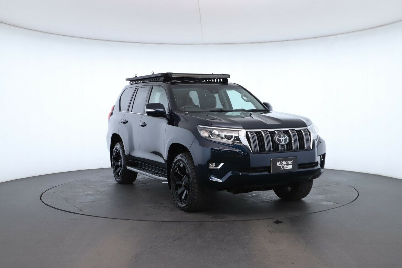Toyota Landcruiser Prado image 4