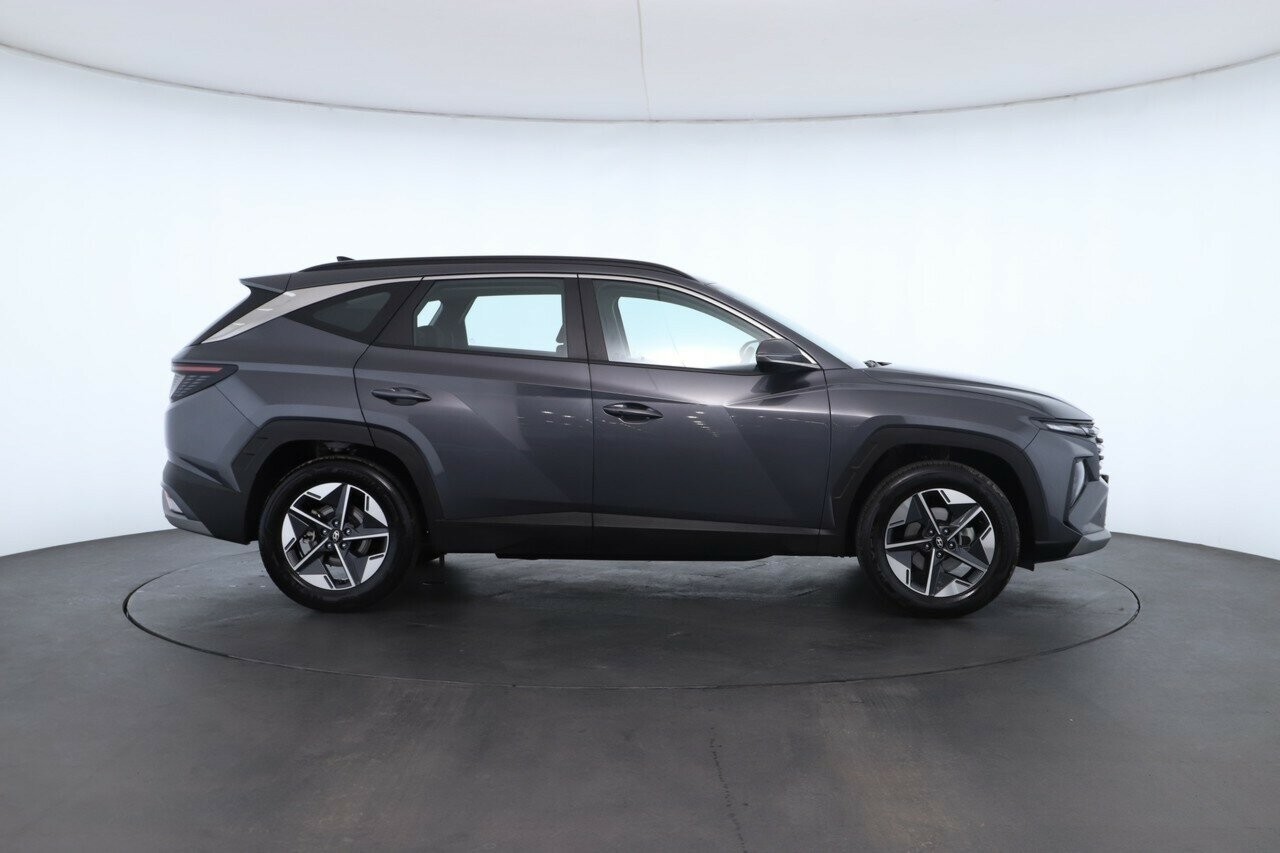 Hyundai Tucson image 2