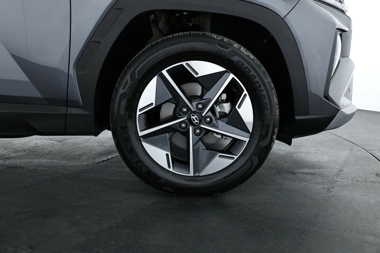 Hyundai Tucson image 3