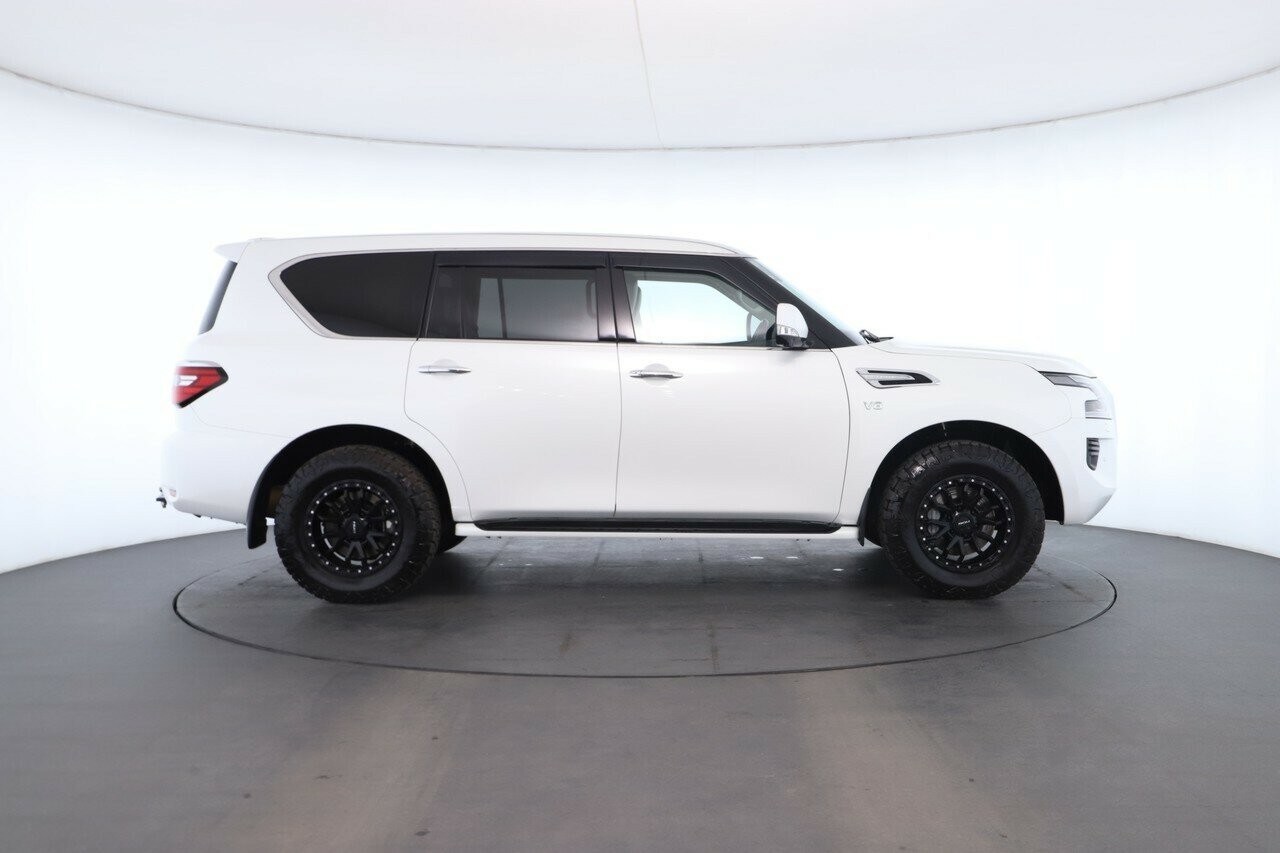 Nissan Patrol image 2