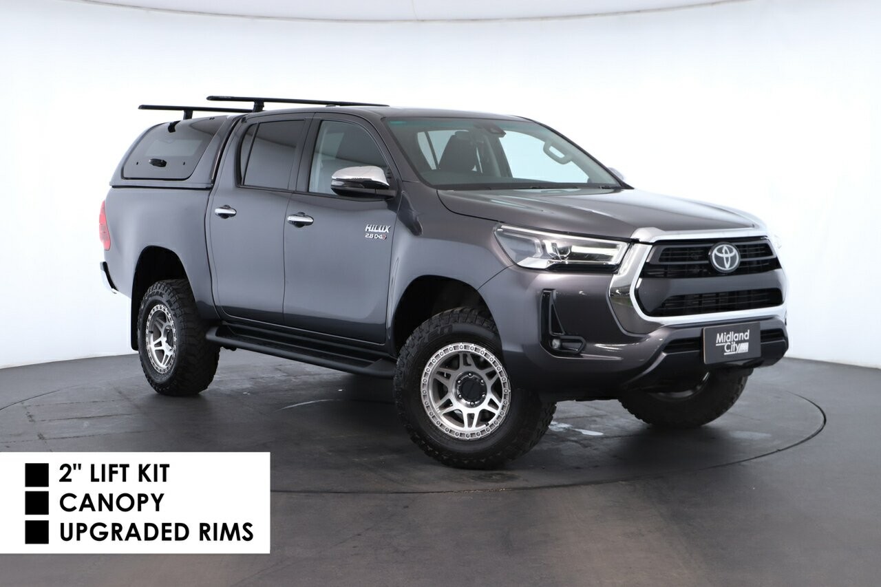 Toyota Hilux image 1