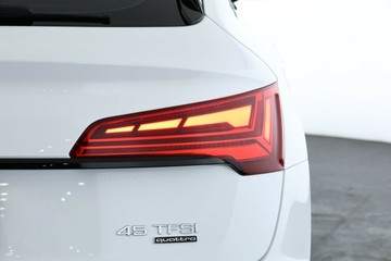 https://vehicle-cdn.autoleague.cloud/30351_61035553_14.jpg
