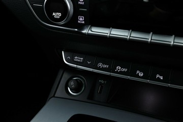 https://vehicle-cdn.autoleague.cloud/30351_61035553_27.jpg