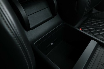 https://vehicle-cdn.autoleague.cloud/30351_61035553_30.jpg