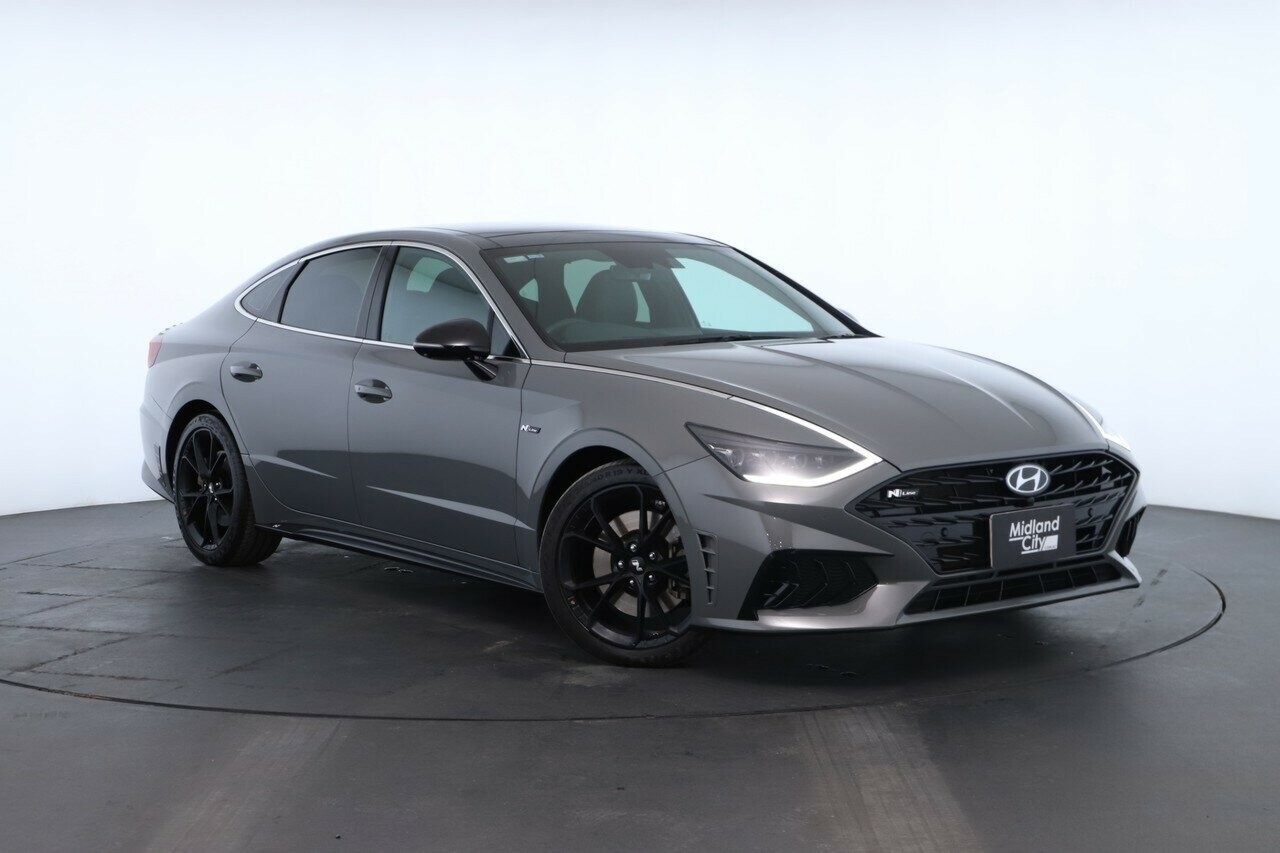 Hyundai Sonata image 1