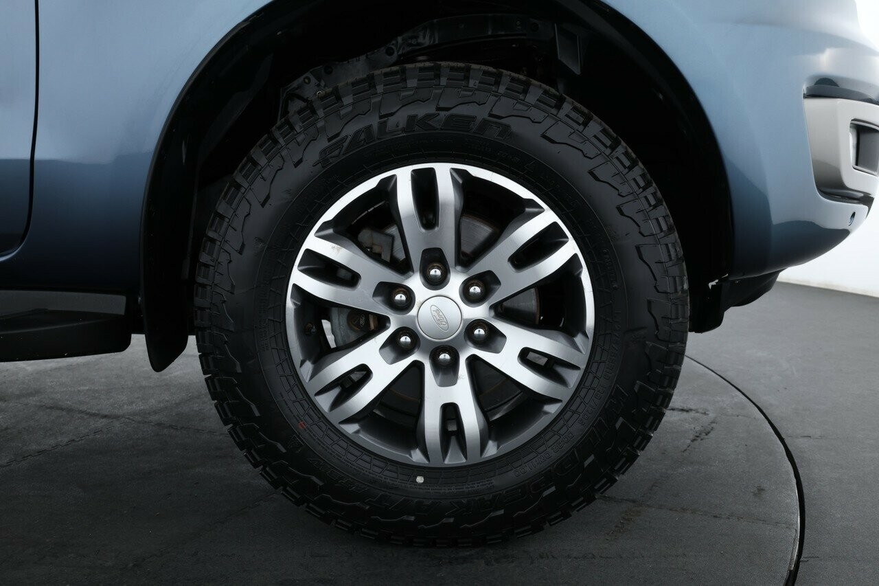 Ford Everest image 3