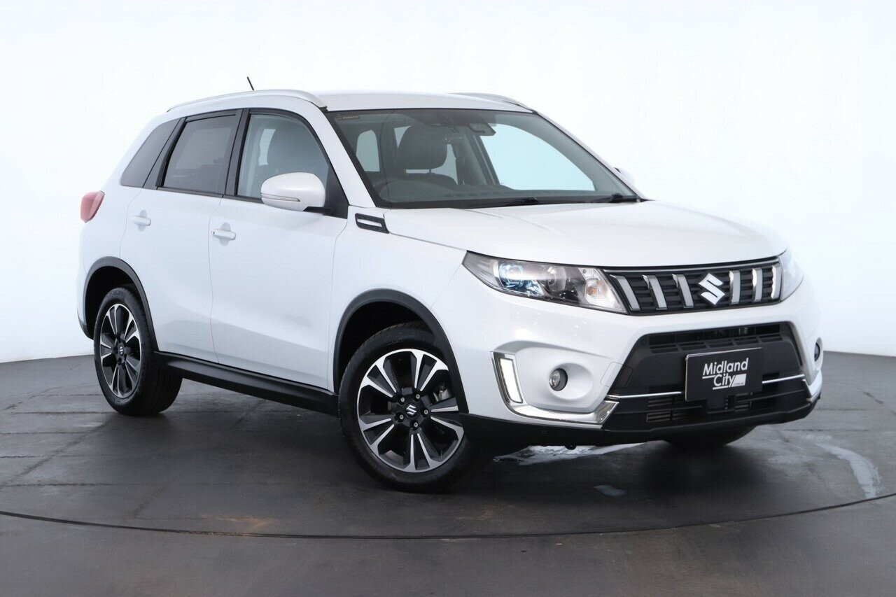 Suzuki Vitara image 1