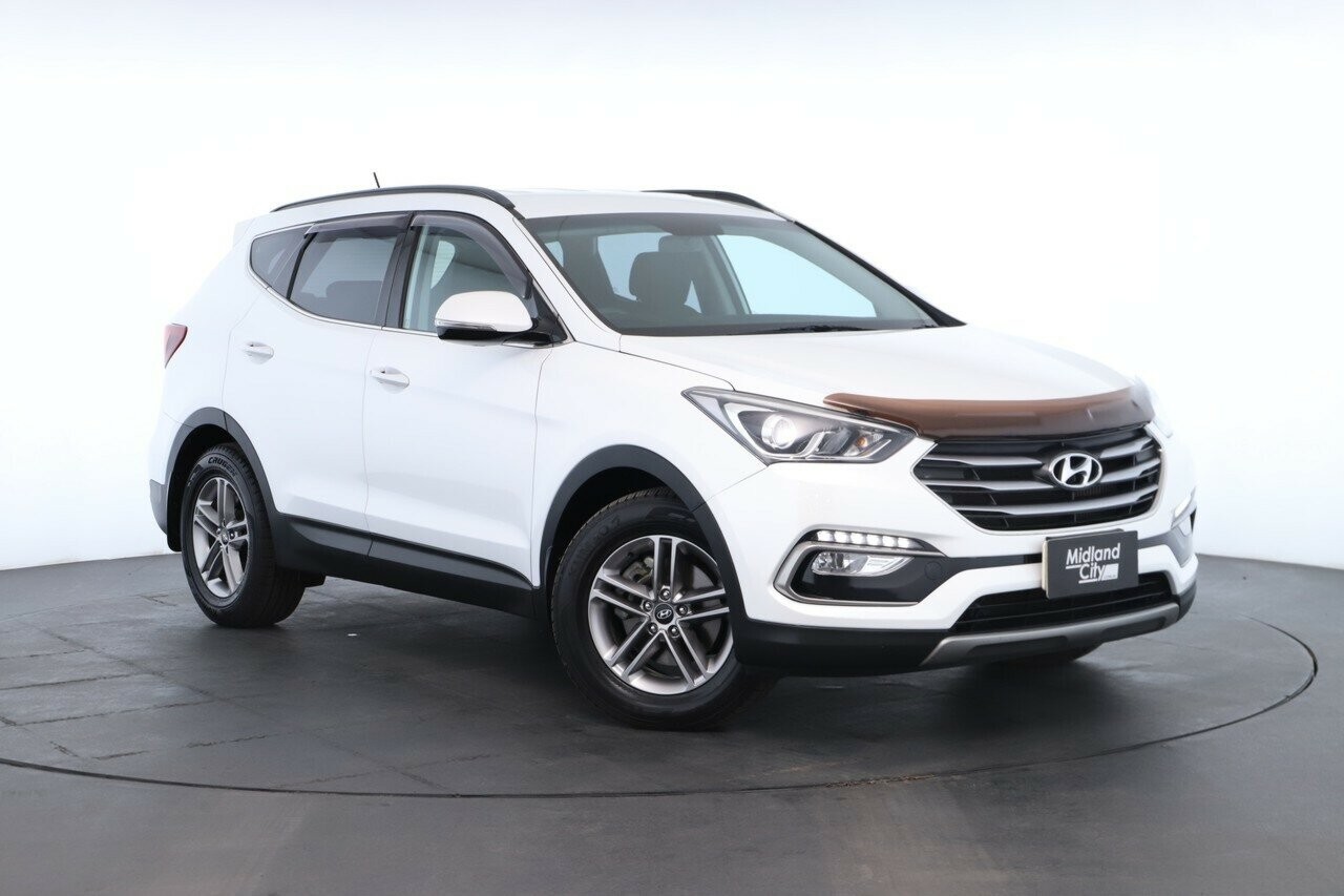 Hyundai Santa Fe image 1
