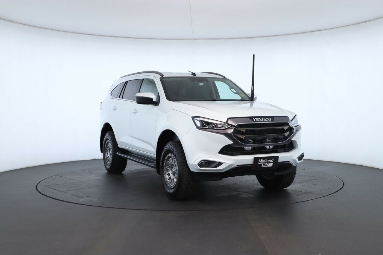 Isuzu Mu-x image 4