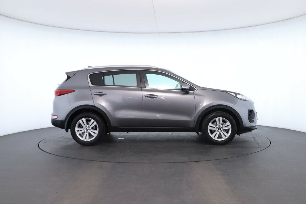 Kia Sportage image 2