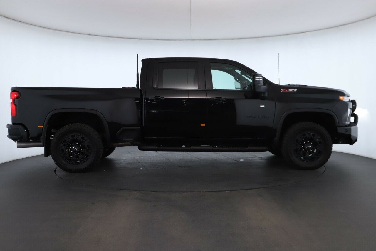 Chevrolet Silverado Hd image 2