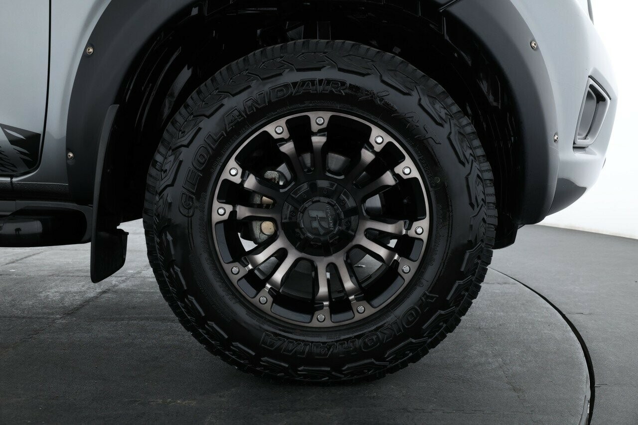 Nissan Navara image 3