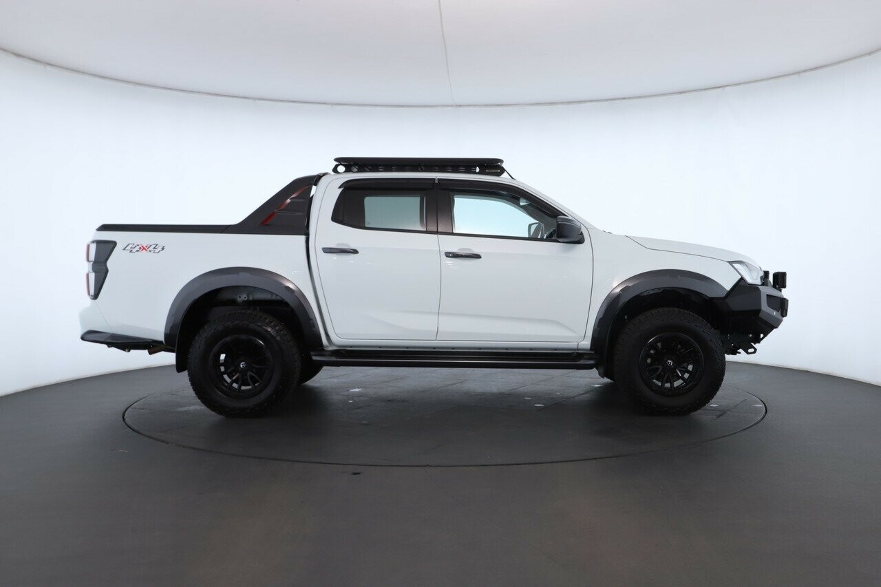 Isuzu D-max image 2