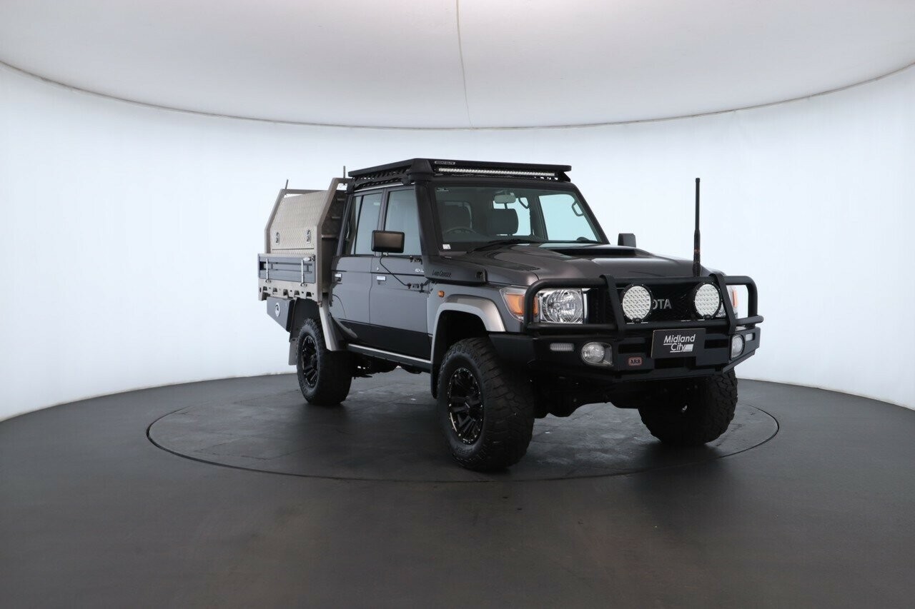 Toyota Landcruiser image 4