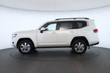 https://vehicle-cdn.autoleague.cloud/30351_61036341_11.jpg