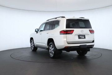 https://vehicle-cdn.autoleague.cloud/30351_61036341_12.jpg