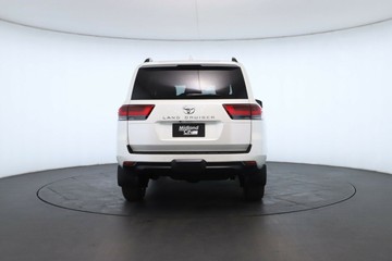 https://vehicle-cdn.autoleague.cloud/30351_61036341_13.jpg