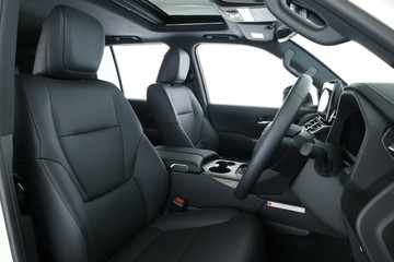 https://vehicle-cdn.autoleague.cloud/30351_61036341_19.jpg