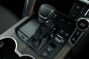 https://vehicle-cdn.autoleague.cloud/30351_61036341_30.jpg