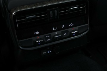 https://vehicle-cdn.autoleague.cloud/30351_61036341_37.jpg