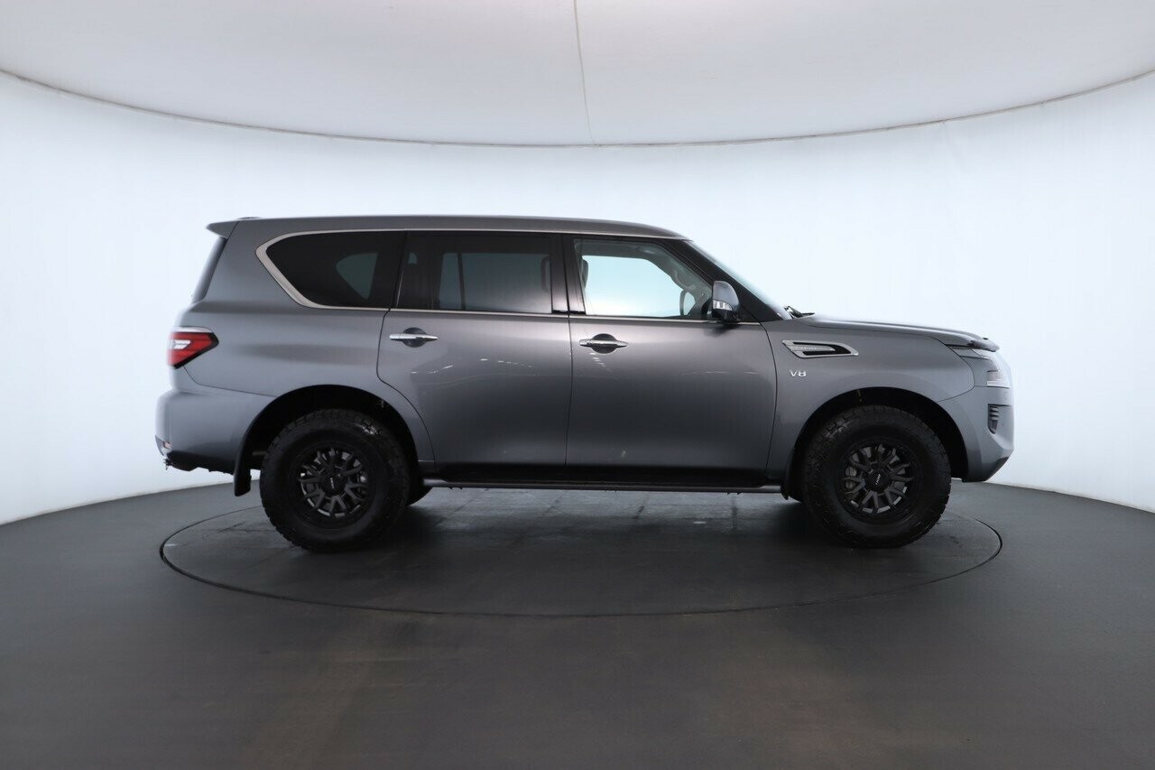 Nissan Patrol image 2