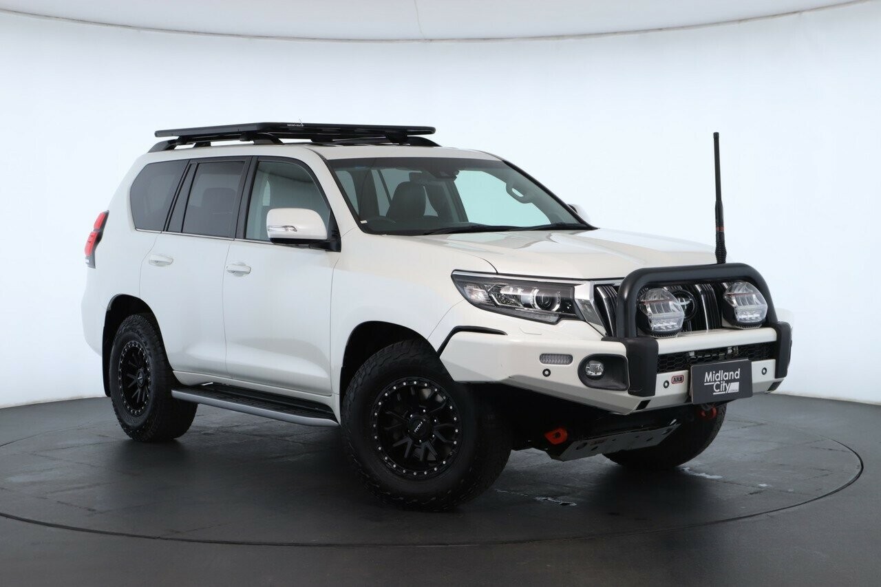 Toyota Landcruiser Prado image 1