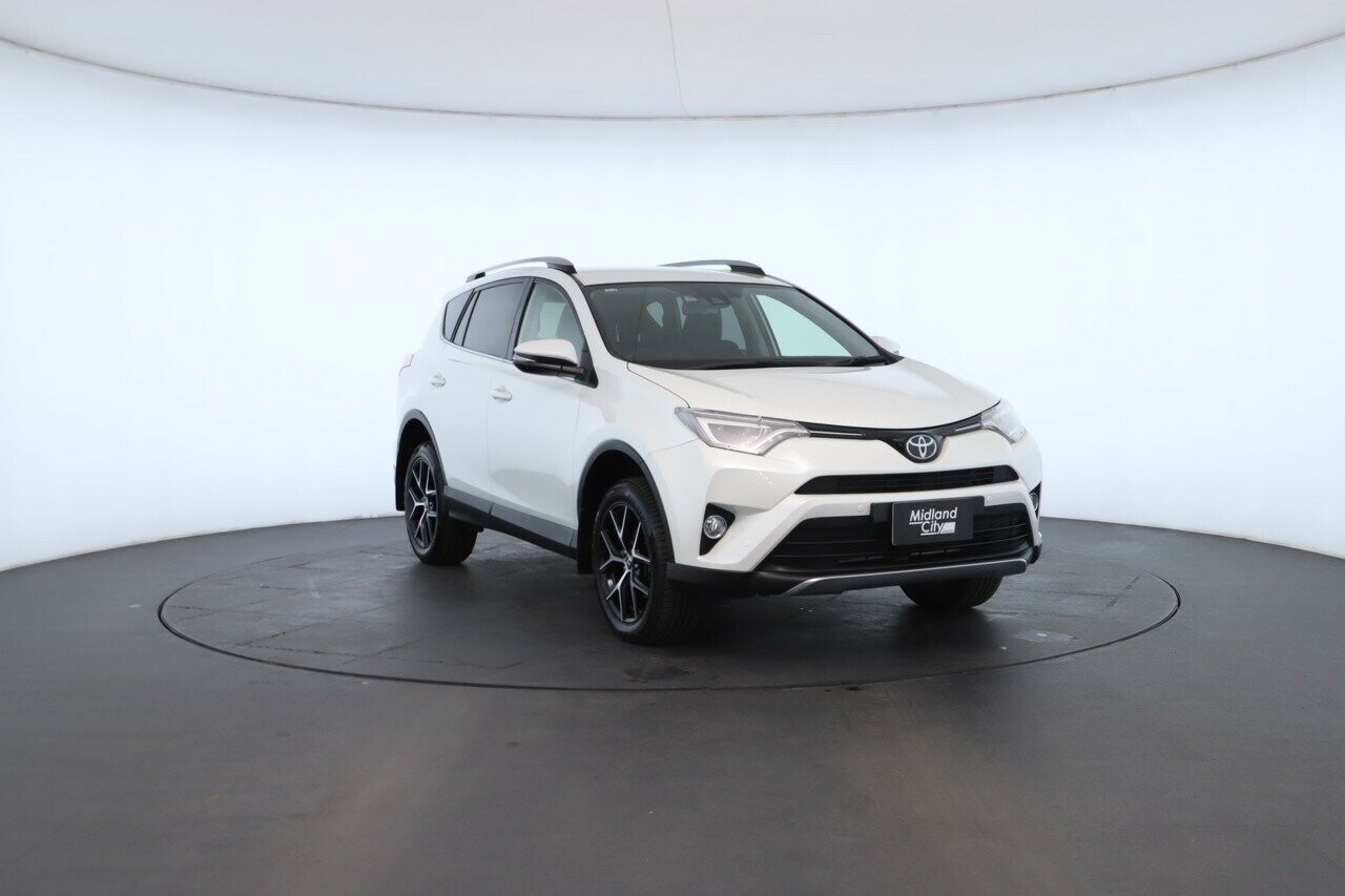 Toyota Rav4 image 4