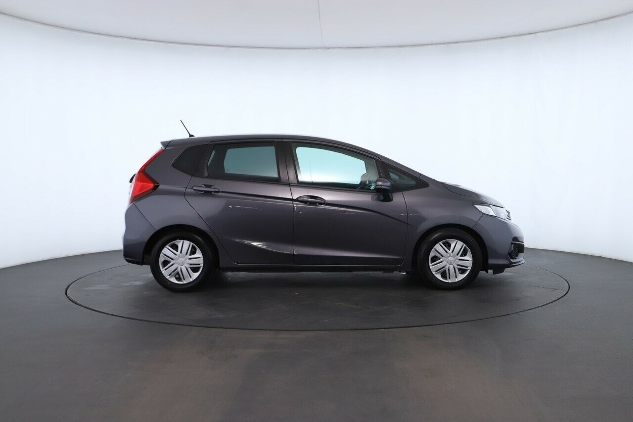Honda Jazz image 2
