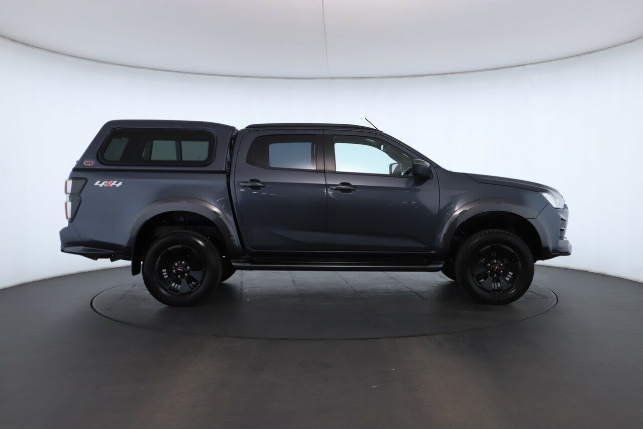 Isuzu D-max image 2