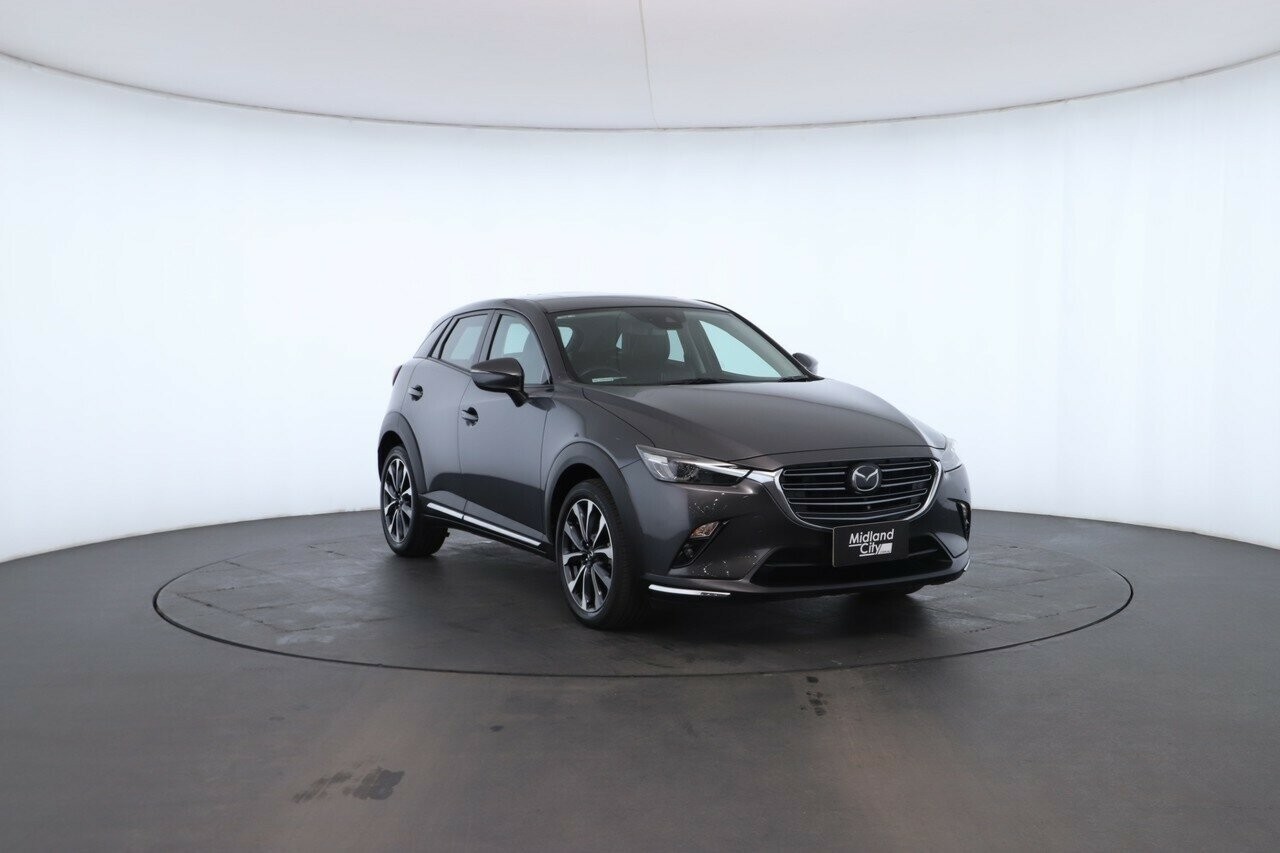 Mazda Cx-3 image 4