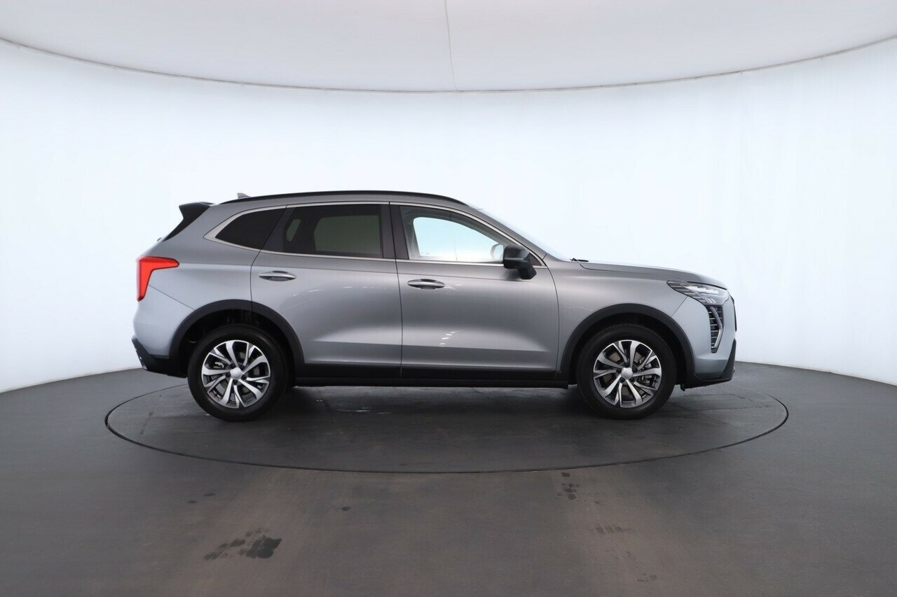 Gwm Haval Jolion image 2