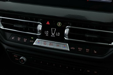 https://vehicle-cdn.autoleague.cloud/30351_61036710_26.jpg