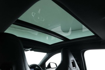 https://vehicle-cdn.autoleague.cloud/30351_61036710_35.jpg