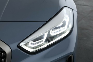 https://vehicle-cdn.autoleague.cloud/30351_61036710_7.jpg