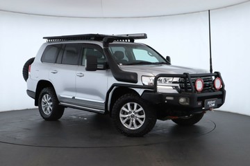 https://vehicle-cdn.autoleague.cloud/30351_61036719_1.jpg