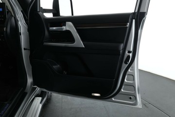 https://vehicle-cdn.autoleague.cloud/30351_61036719_16.jpg