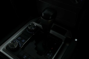 https://vehicle-cdn.autoleague.cloud/30351_61036719_24.jpg