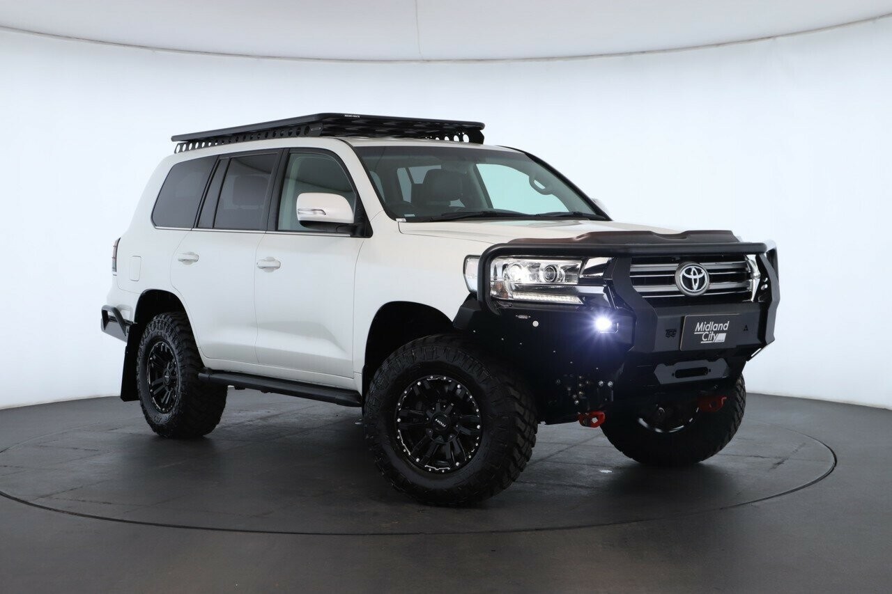 Toyota Landcruiser image 1