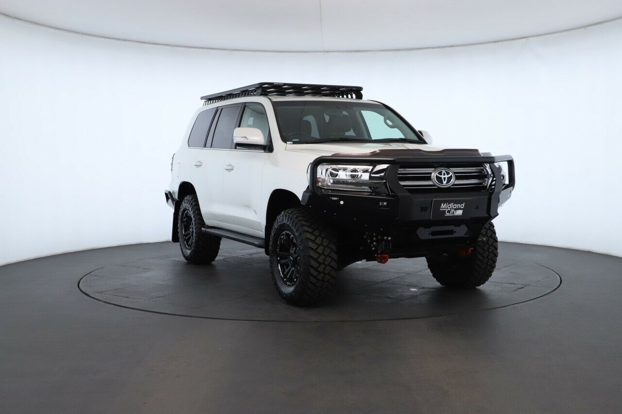 Toyota Landcruiser image 4