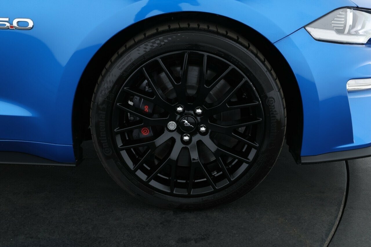 Ford Mustang image 3