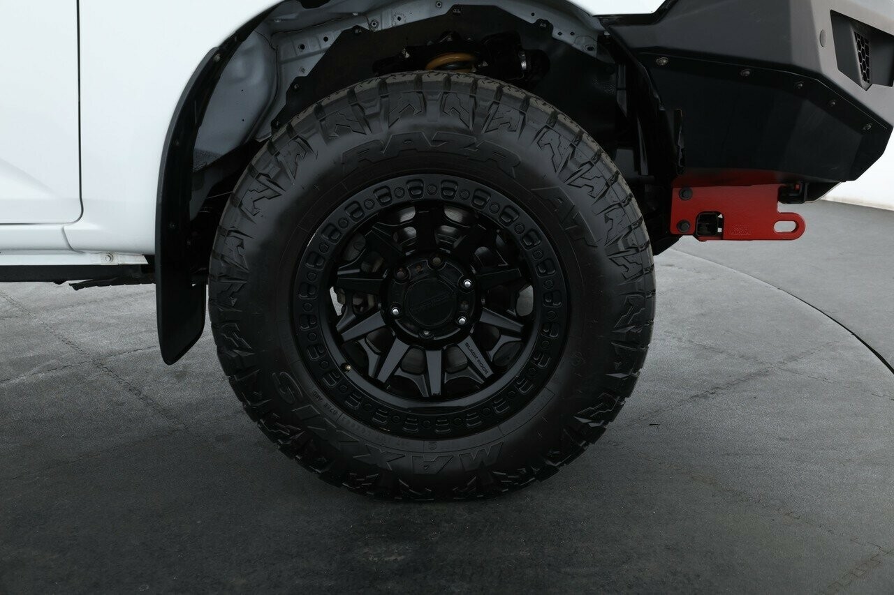 Isuzu D-max image 3