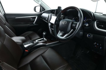 https://vehicle-cdn.autoleague.cloud/30351_61036932_20.jpg