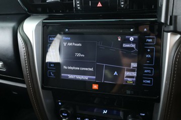 https://vehicle-cdn.autoleague.cloud/30351_61036932_23.jpg